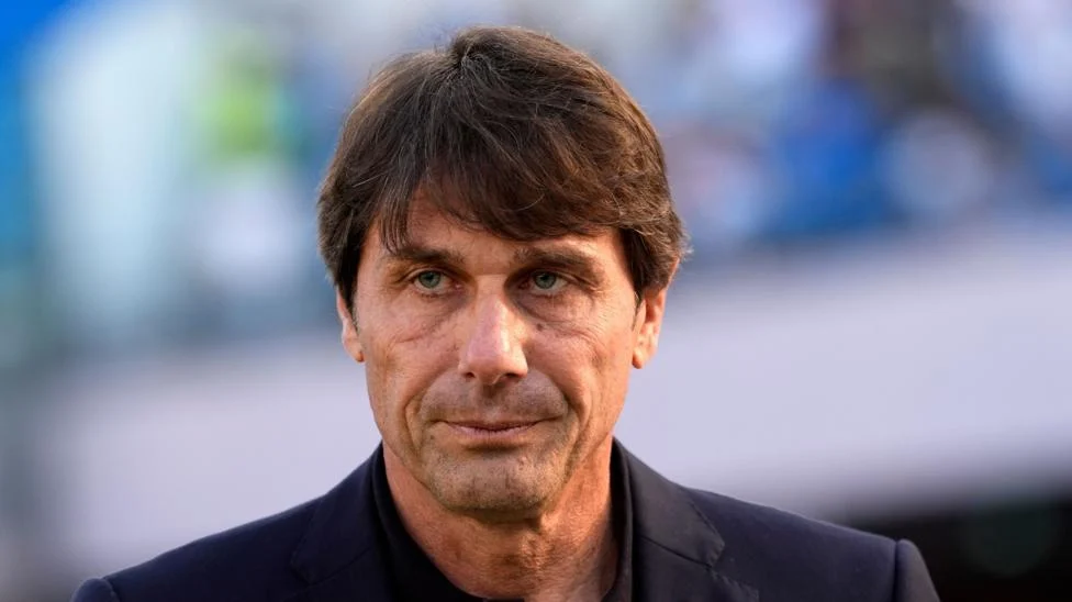 Antonio Conte denies advanced talks over Manchester United job