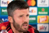 Carrick Hits Back at Fernandes After Como Loss