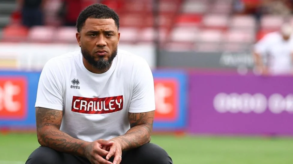 Crawley Town Sacks Head Coach Colin Kazim-Richards