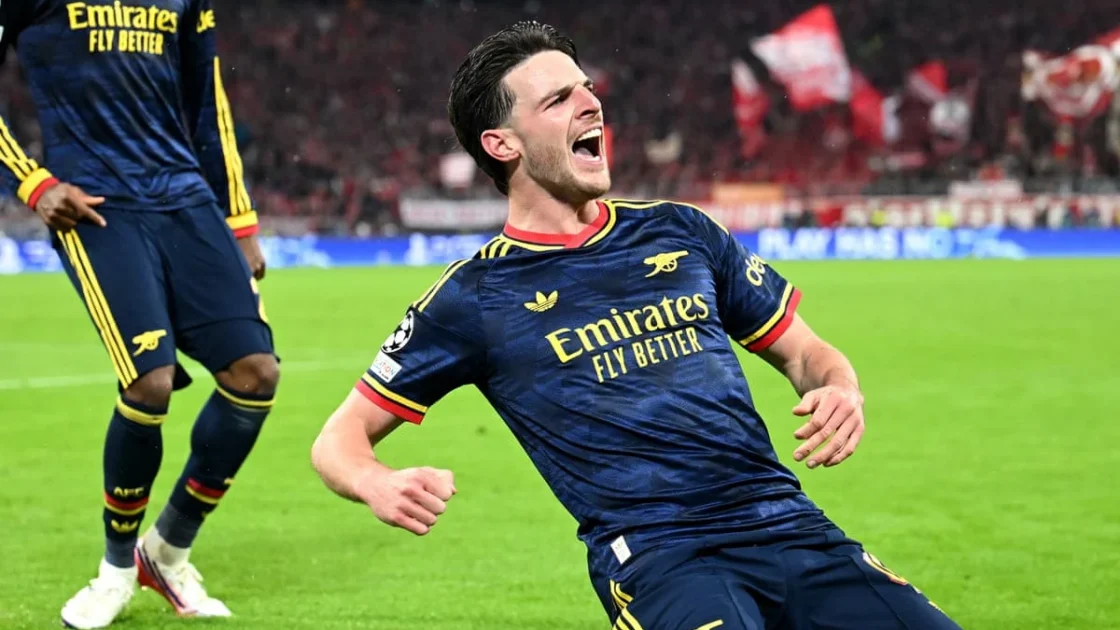Rice Strikes Late as Arsenal Draw 2-2 With Bayern Munich