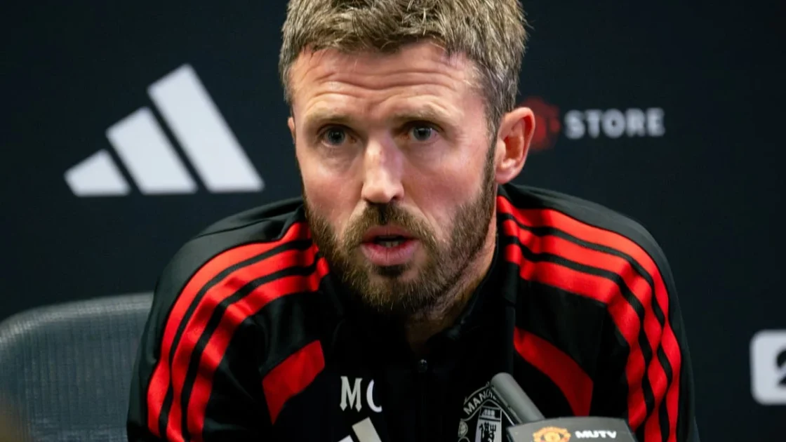 Carrick Delivers Long Monologue Amid Manchester United Crisis