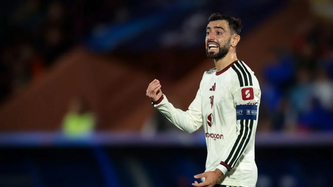 Man Utd: Fernandes slammed for Carrick betrayal after Como defeat