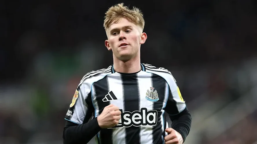 Manchester United Keep Newcastle Defender Lewis Hall on Radar