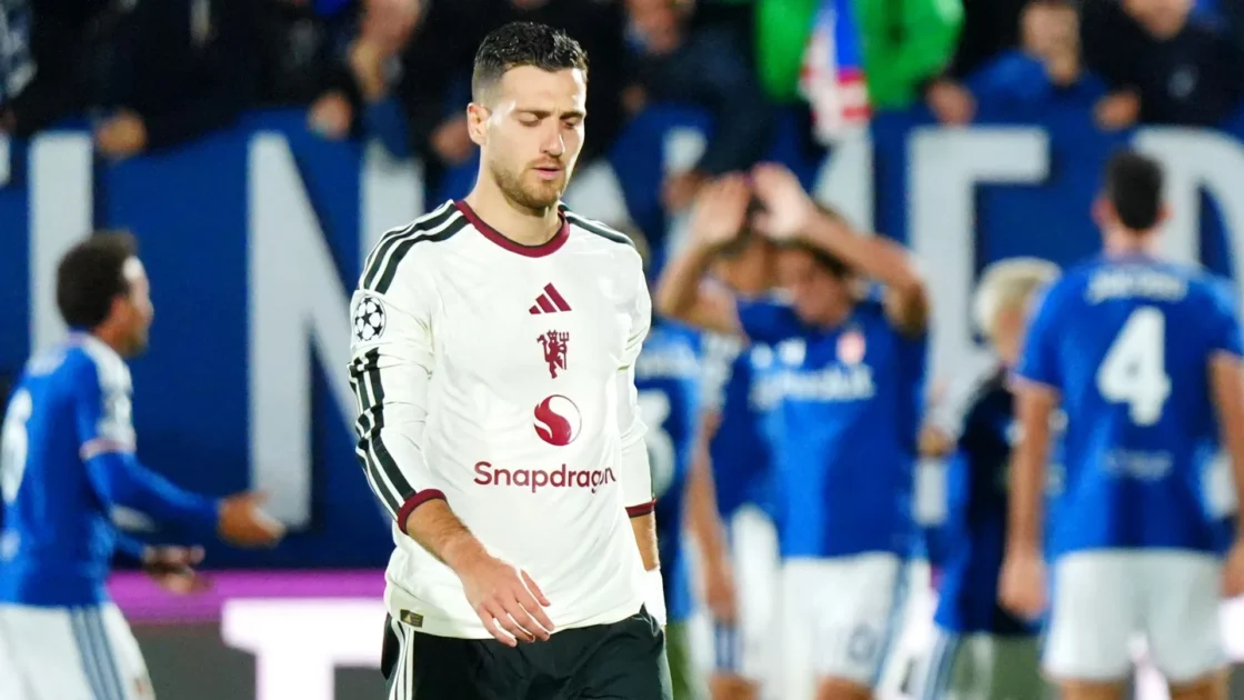 Inside the Crisis Facing Carrick’s Man Utd