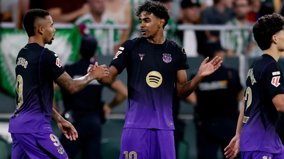 Champions League Highlights: PSG Faces Barcelona in Crucial Clash
